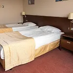 Konukevi Mop Olesnica Mala Kurowskie Chalupy