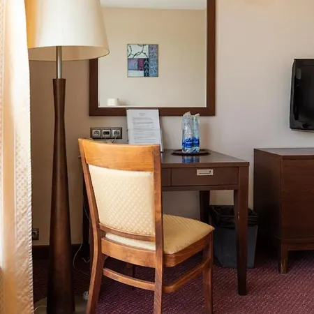 Lotos Mop Oleśnica Mała 3*