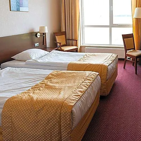 Mop Olesnica Mala 3*